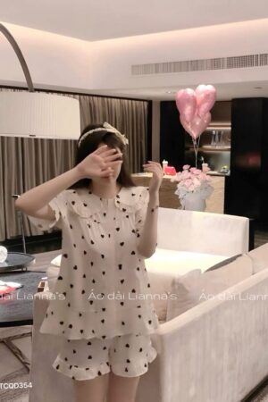 Set lụa đùi tim đen nền be viền bèo kiotviet 56a8d4a6ae37a484bcd2164ad3f9f864