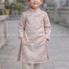 Áo dài bé trai Hồng paste họa tiết sông núi