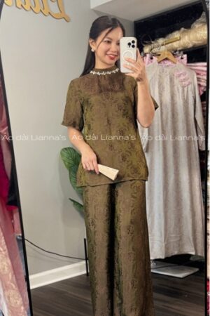 Set bộ lụa tơ tằm xanh rêu đậm kết cườm cổ