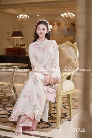Áo dài trắng kem hoa thêu hồng
