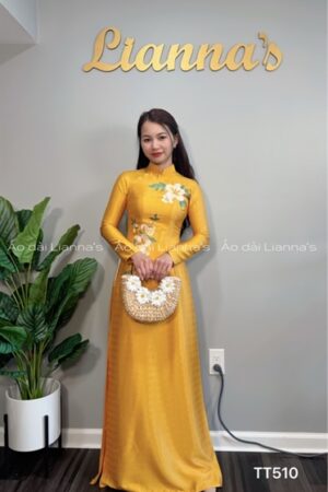 Áo dài vàng lua Vân gỗ thêu hoa kiotviet b1471b0bbb28432a57b31f8936a79208