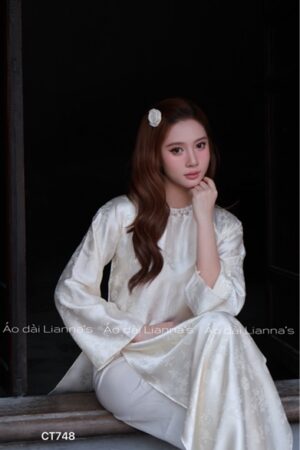 Áo dài suông lá trúc kem kiotviet d2af9a7dcec1af1a84074bd2d8fc5cbf