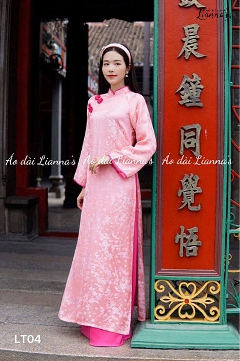Áo dài gấm cao cấp màu hồng có sẵn tại Mỹ tại Áo Dài Lianna's