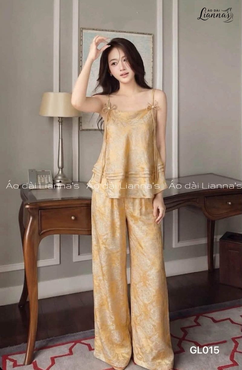 Set 2 Dây Tencel Tằm Ánh: Chất Liệu Mềm Mát, Sang Trọng Cho Ngày Thường Set 2 dây Tencel tằm ánh màu vàng gold có sẵn tại Mỹ