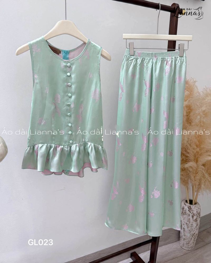 Set gấm lụa nữ cao cấp màu xanh mint hoa văn hồng